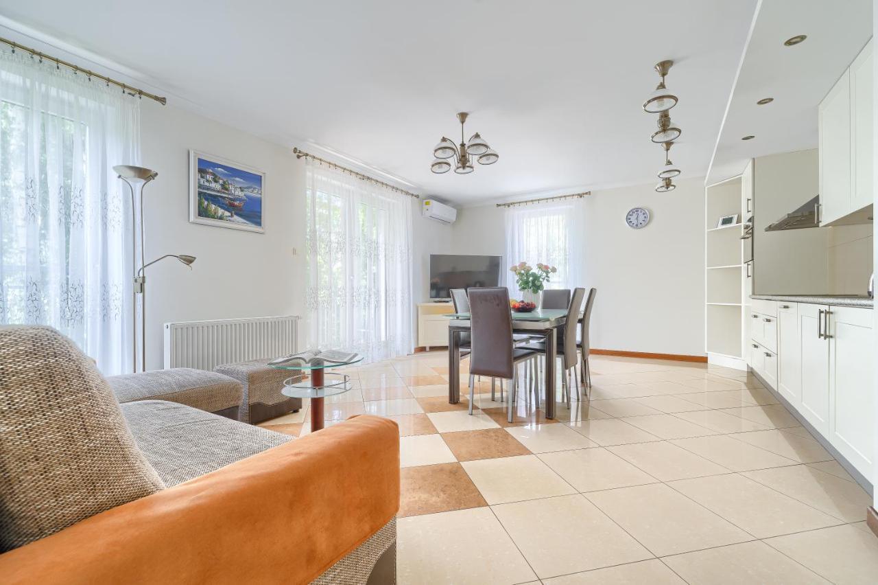 Apartamenty Bursztynowe Komnaty Darlowko Exteriör bild