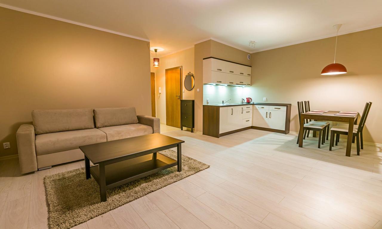 Apartamenty Bursztynowe Komnaty Darlowko Exteriör bild